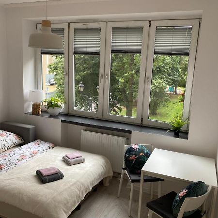 Kawalerki Basi Przy Dabrowskiego 22 Katowice Esterno foto